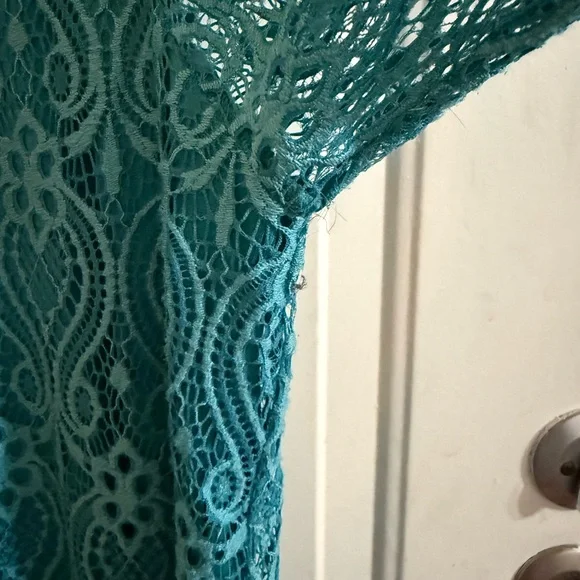 Brittany Black Teal Lace Blouse - Picture 7 of 9